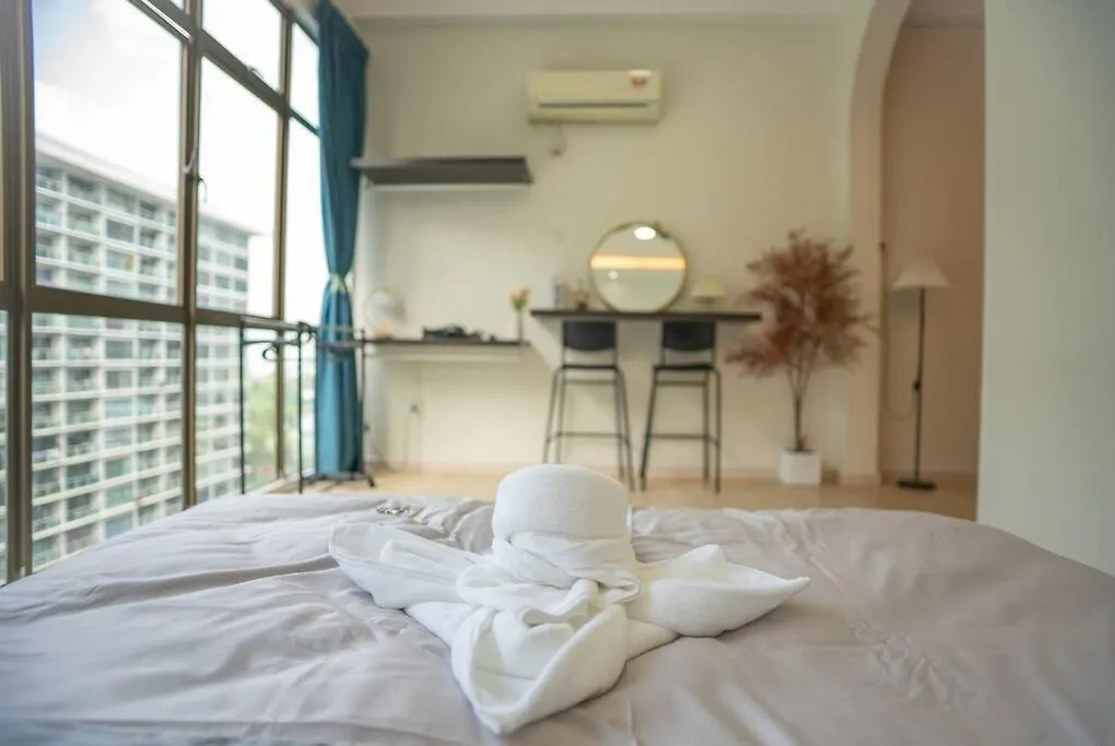 Mount Austin #Palazio B1 Studio Modern Cozy 1-2Pax #Mspro Johor Bahru 0*,